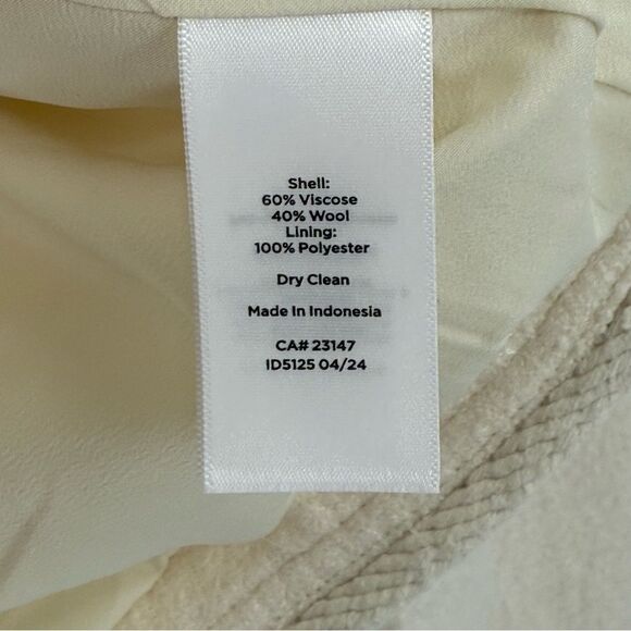 Talbots Berkshire Wool Blend Crop Blazer Jacket Cream Women 8 NWT Business - Picture 5 of 8